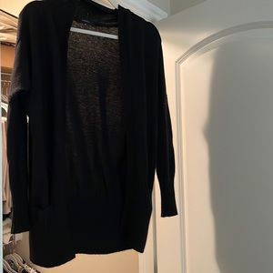 Aritzia - TALULA XS with pockets soft cardigan.